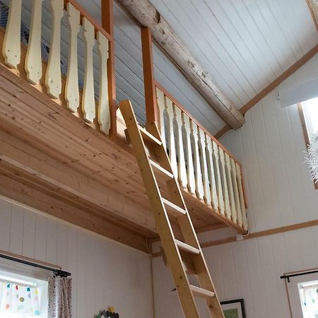 Stuga Lugnvik Buitenkant foto